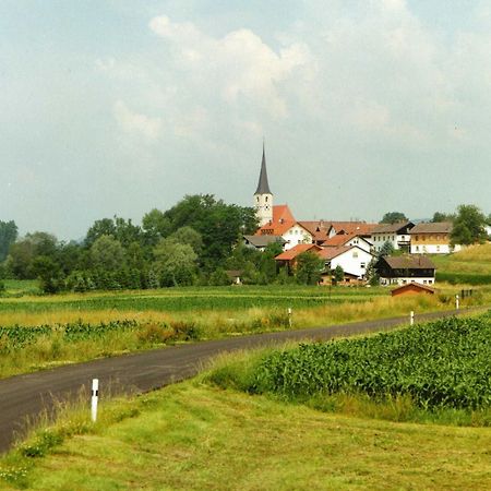 Gasthof Zum Kirchenwirt Hotel Kirchdorf am Inn Buitenkant foto